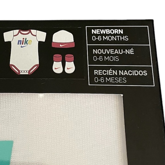 Nike Size 0-6M 3 Piece Beanie Hat, Bodysuit & Booties Set Red/White NEW - Picture 2 of 5